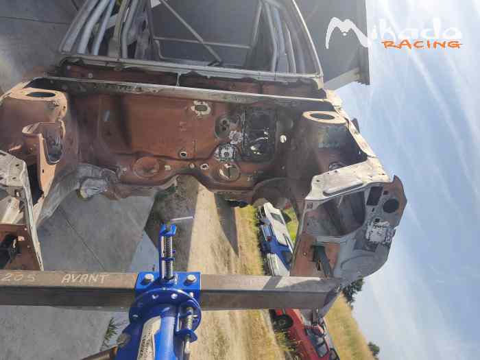 Caisse 205 GTI Gr A – photo 3 sur 6