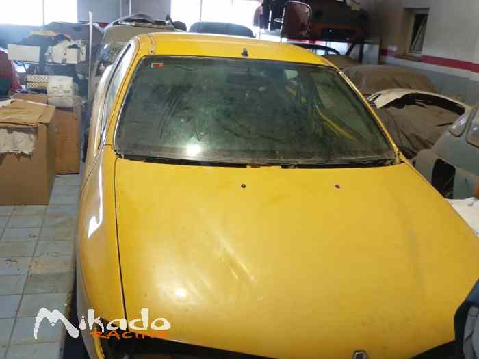 CARROSSERIE MEGANE F7R – photo 3 sur 6