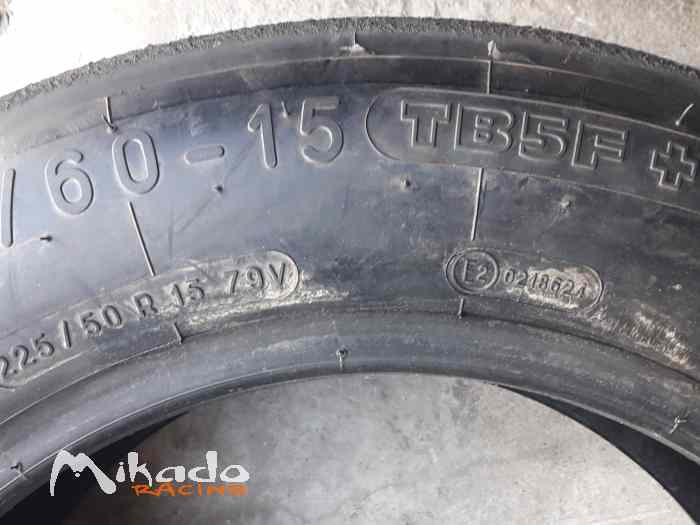 Pneus Mchelin TB5 Porche Gr 4 – photo 2 sur 3