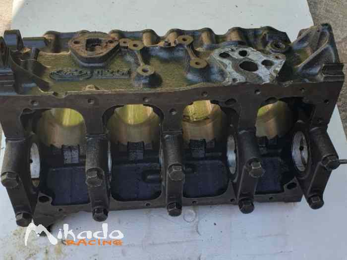 Bloc moteur FORD KENT 1600 CROSSLOW – photo 3 sur 3