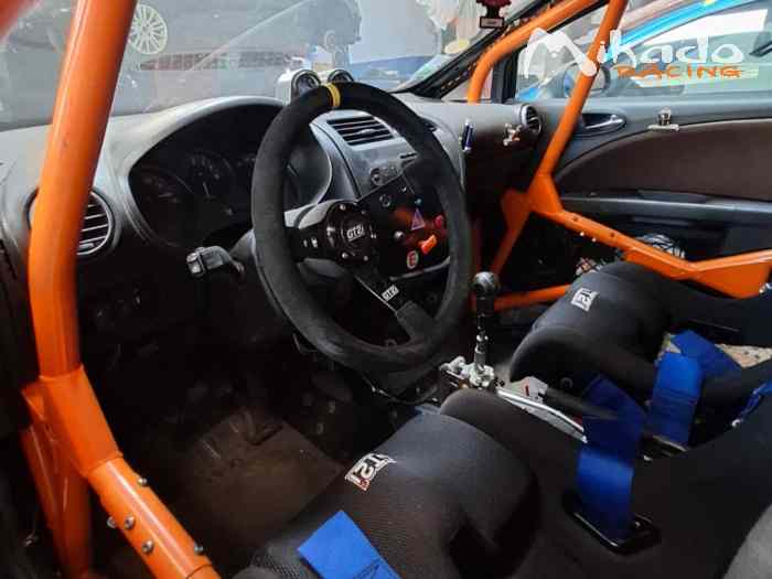 Seat Léon 1P 2L TFSI Groupe A – photo 2 sur 4