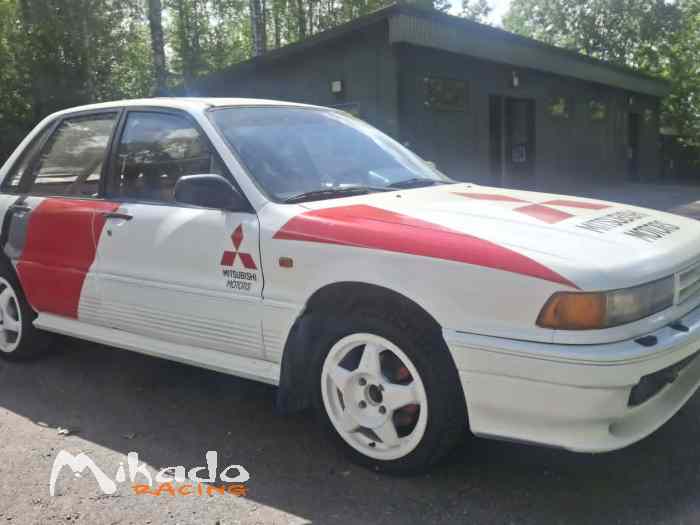 Mitsubishi Galant Dynamic-4 Regularity – photo 4 sur 6