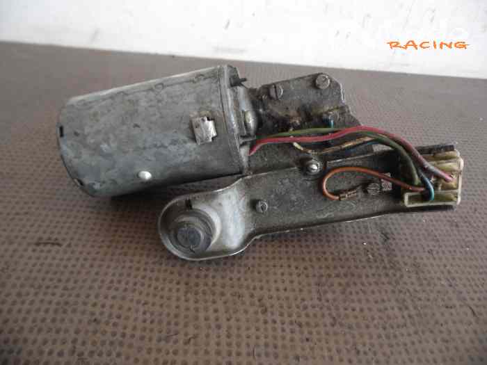 MOTEUR ESSUIE-GLACE 61611366527 BMW E21 – photo 4 sur 6