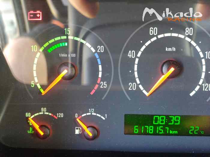 SCANIA R420 – photo 3 sur 3