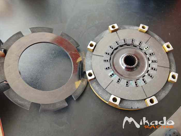 Embrayage carbone pour (proto/ formule 3) – photo 2 sur 2