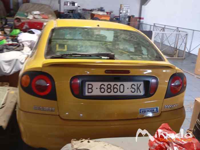 CARROSSERIE MEGANE F7R – photo 2 sur 6