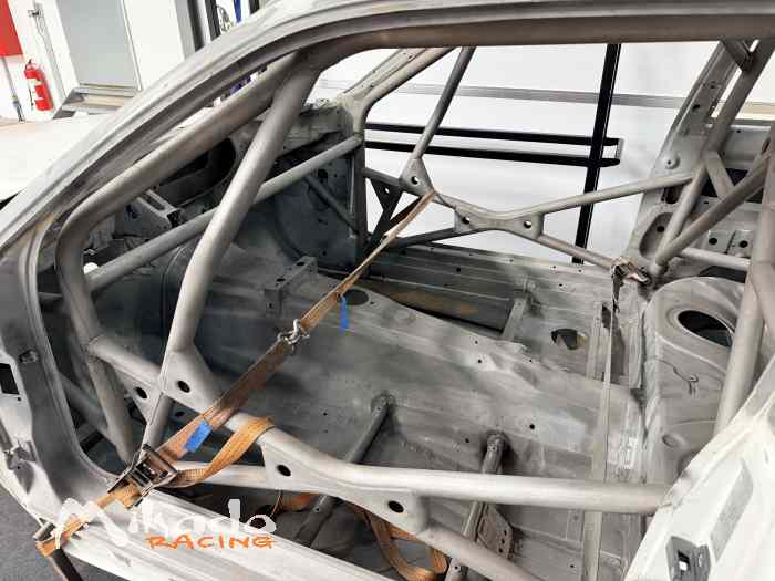 BMW 318 à terminer de monter…Échange possible – photo 4 sur 6
