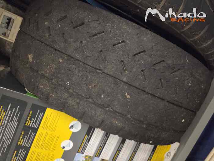 pneu 19/60r16 michelin – photo 5 sur 6