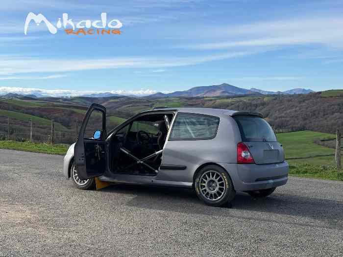 Clio RS Ragnotti rallye A7/N3 – photo 2 sur 6