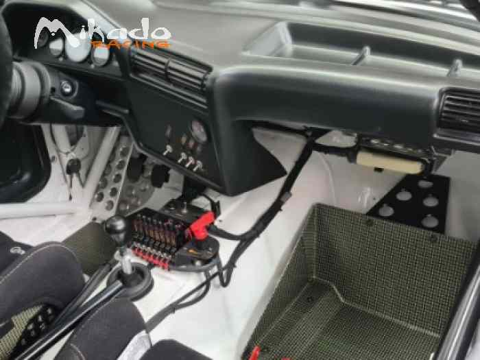 BMW M3 – photo 2 sur 6