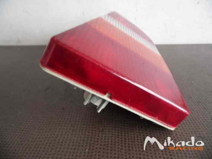 CABOCHON FEU ARRIERE DROIT CITROËN CX – photo 2 sur 6