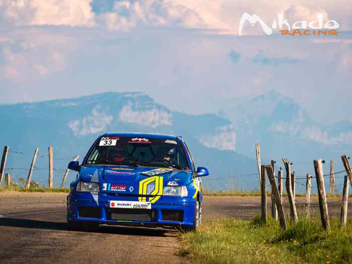 Clio Williams Top F2014 – photo 3 sur 6