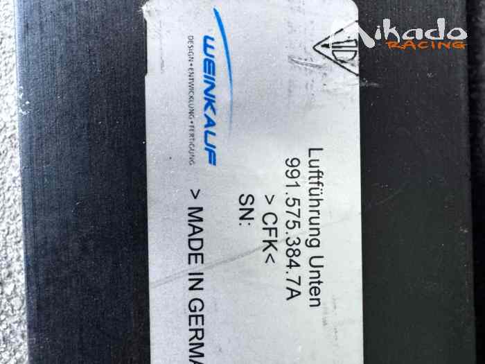Conduit d’air inférieur extérieur droit Porsche 991 GT3 R – photo 2 sur 3