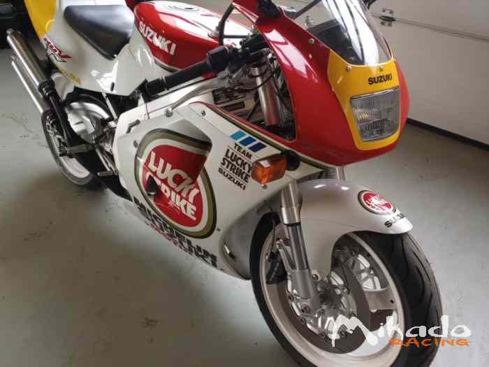RGV 250 - VJ22B Originales Lucky-Strike-Modell – photo 2 sur 6