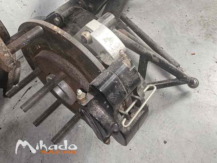Vends train arrière 205/309 F2000 – photo 2 sur 5