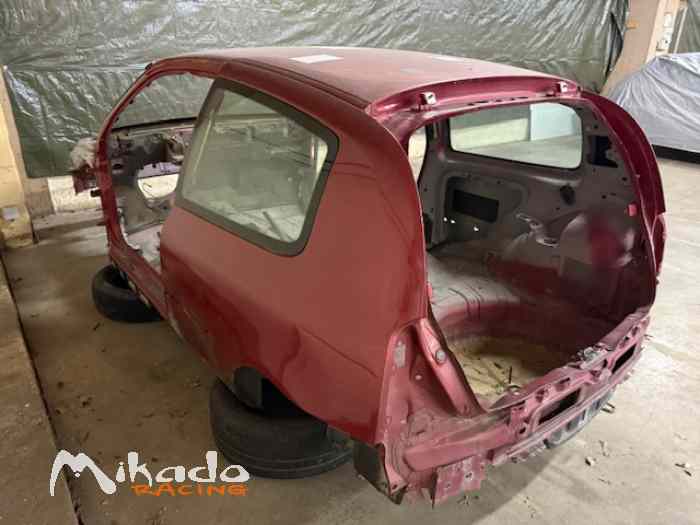 Vraie caisse nue de clio 2 RS phase 2 – photo 1 sur 6