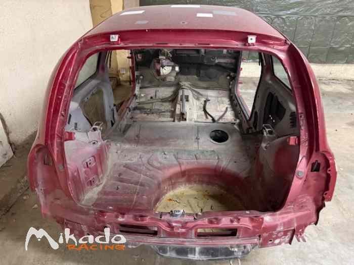 Vraie caisse nue de clio 2 RS phase 2 – photo 5 sur 6