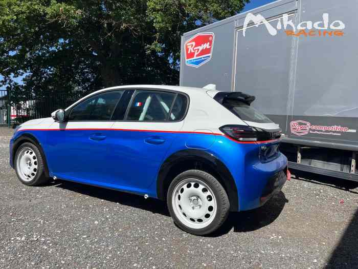 PEUGEOT 208 RACING À LA LOCATION 🚗💨 – photo 4 sur 4