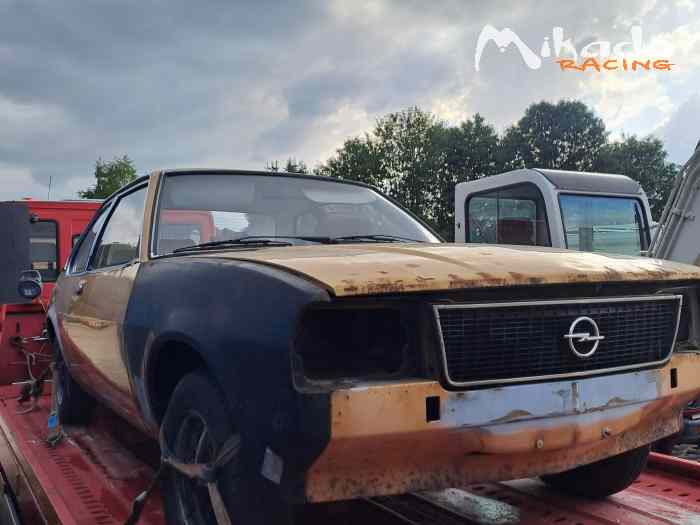 Opel Ascona B 2 portes en lot – photo 6 sur 6