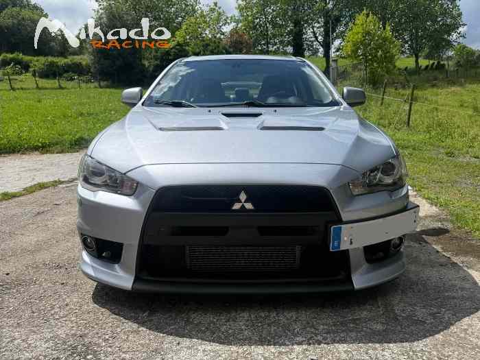 Mitsubishi Lancer Evo X – photo 2 sur 6