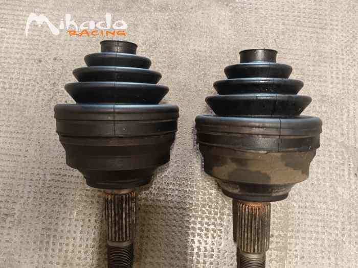 Bols de cardan Clio Rally5 25 cannelures – photo 1 sur 2