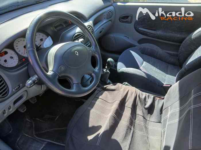 MEGANE 2L 16 S – photo 4 sur 5