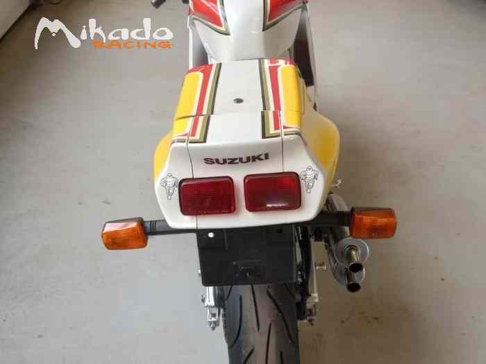 RGV 250 - VJ22B Originales Lucky-Strike-Modell – photo 6 sur 6