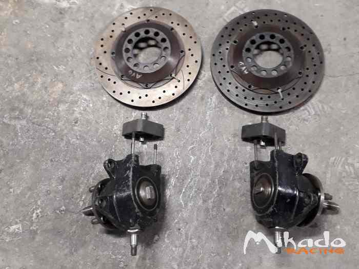 porte moyeux avanr origine magnesium osella – photo 3 sur 3