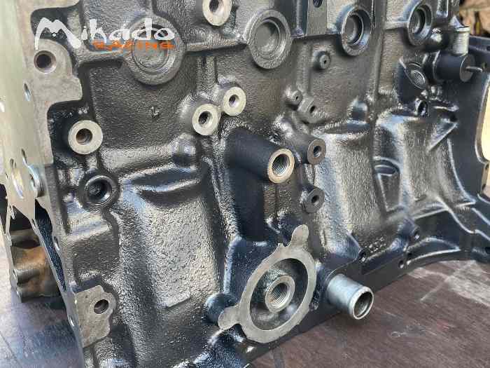 (Vds) 405 t16 bloc moteur T16 + piston forge. – photo 4 sur 5