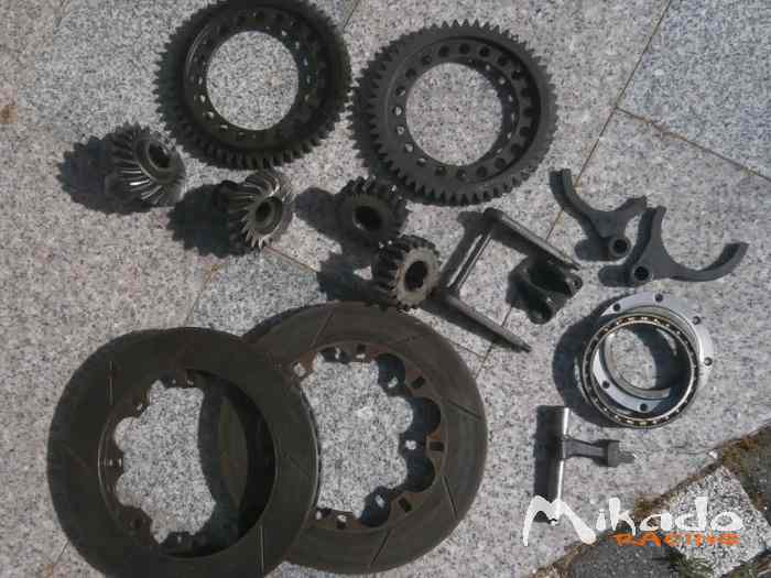 Pièces F3000 REYNARD 92D – photo 4 sur 5