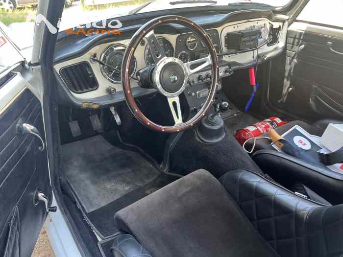 Triumph TR4 VHRS – photo 2 sur 6