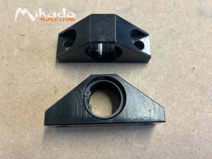 Paliers de triangle Saxo Kit Car / 106 – photo 1 sur 3