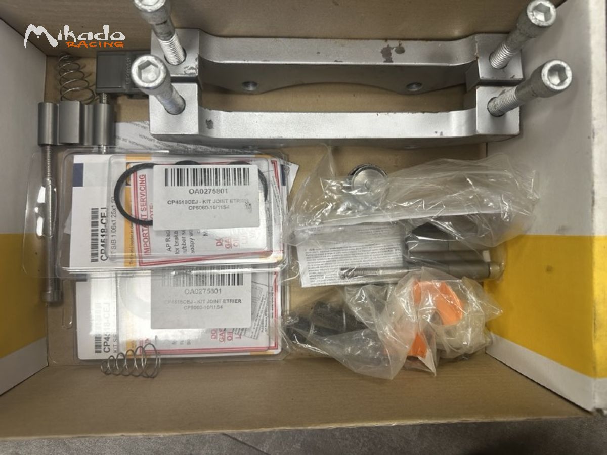 Etriers AP RACING PRO 5000R 6 pistons – photo 2 sur 2