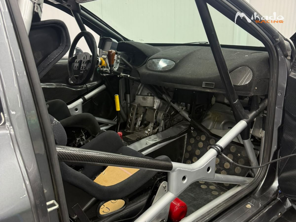 RENAULT CLIO III F2000 – 292,9 CH – BOÎTE SÉQUENTIELLE SADEV – photo 5 sur 10