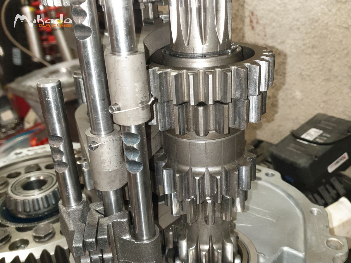 Mitsu lancer évo 7-8-9 boite crabots – photo 2 sur 5