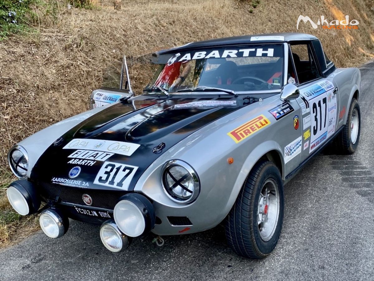 Fiat 124 Spider – photo 3 sur 4