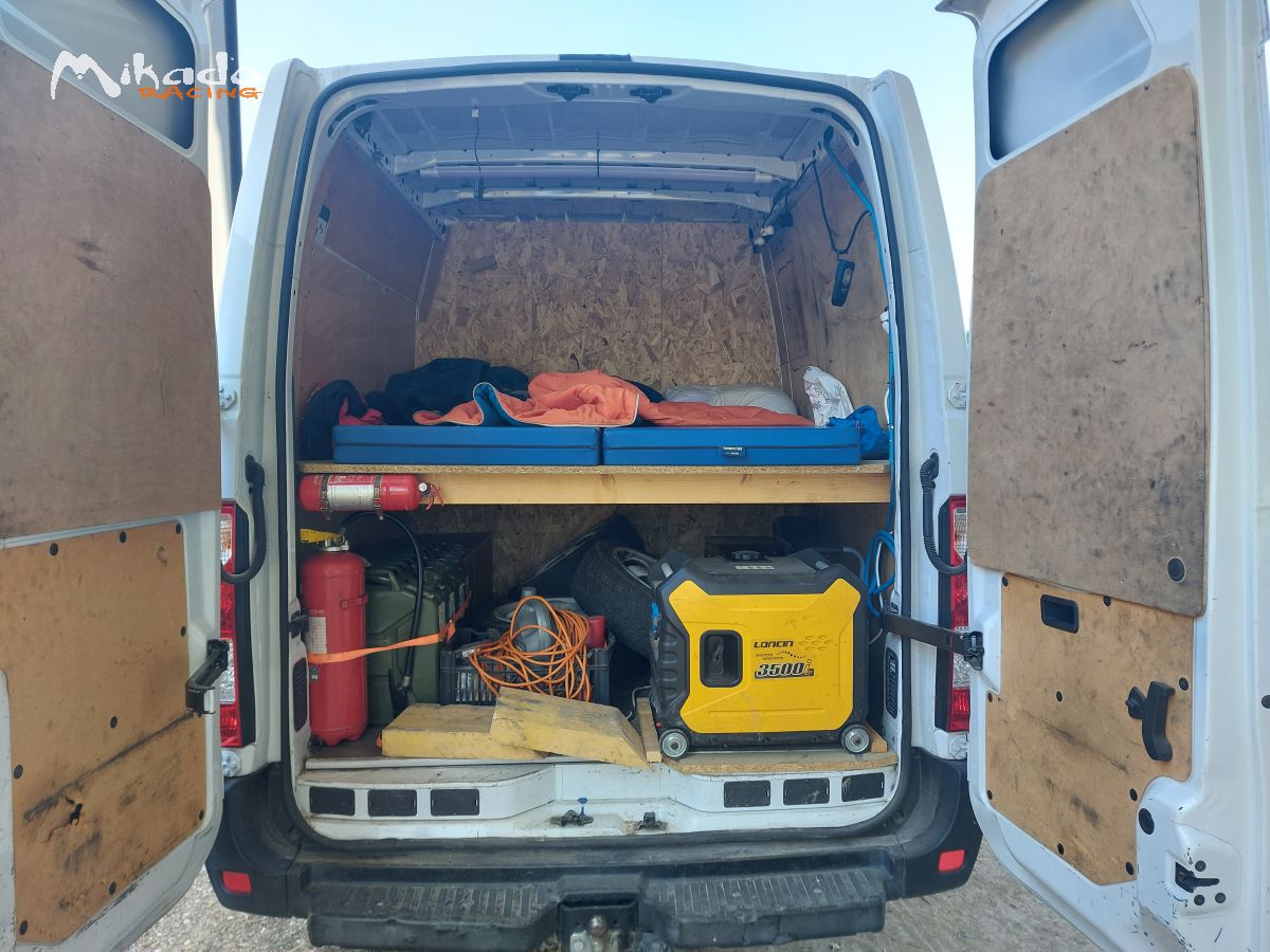 Master DCI 165 Roues jumelles propulsion. – photo 1 sur 2