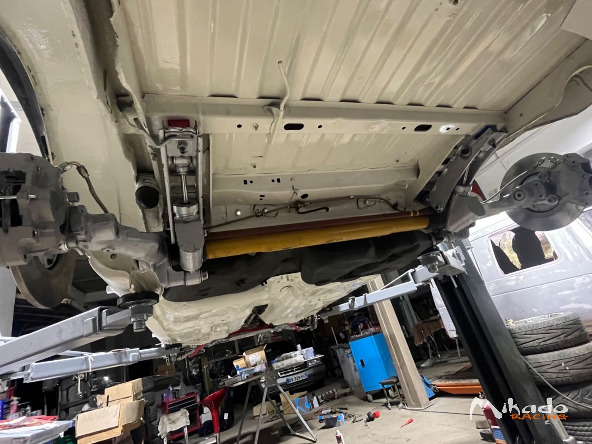 205 gti 1600 gra – photo 4 sur 4