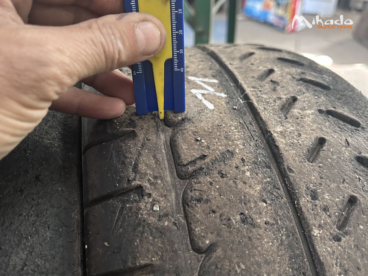 michelin r11 19/58/15 – photo 4 sur 6