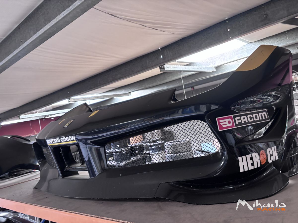 Pare choc Ferrari 488 Challenge Evo1 – photo 1 sur 2