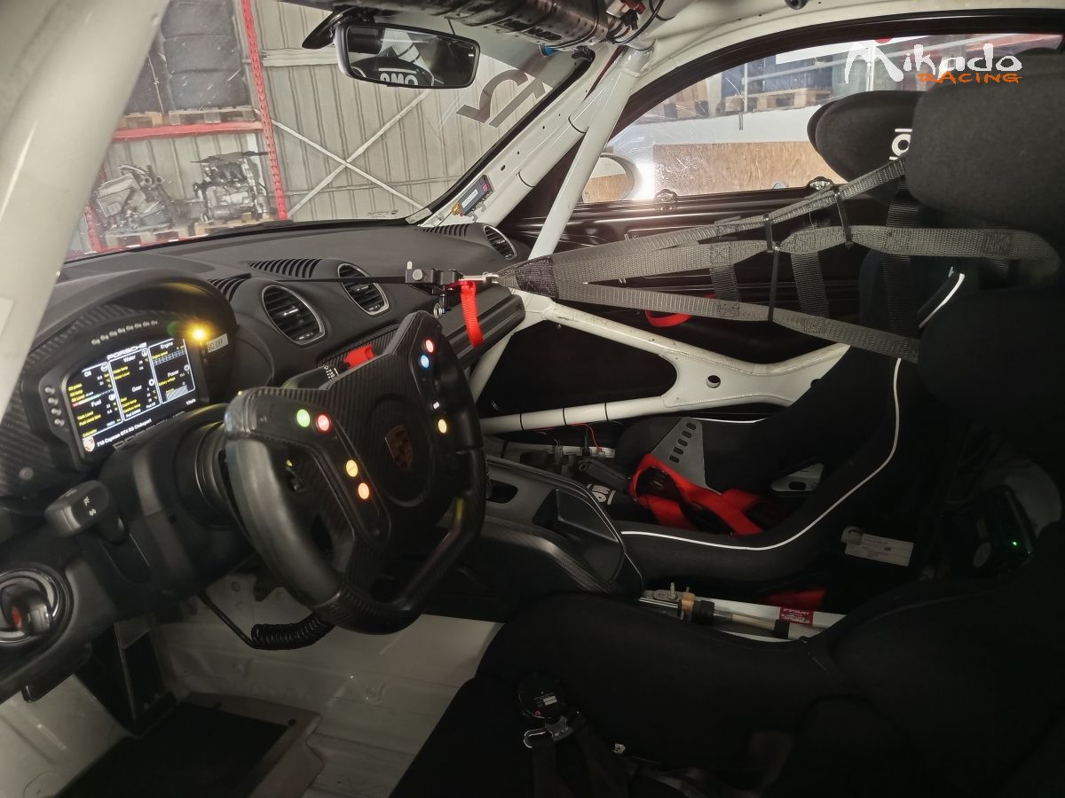 PORSCHE 718 CAYMAN GT4 RS CLUBSPORT (2024) – photo 2 sur 3