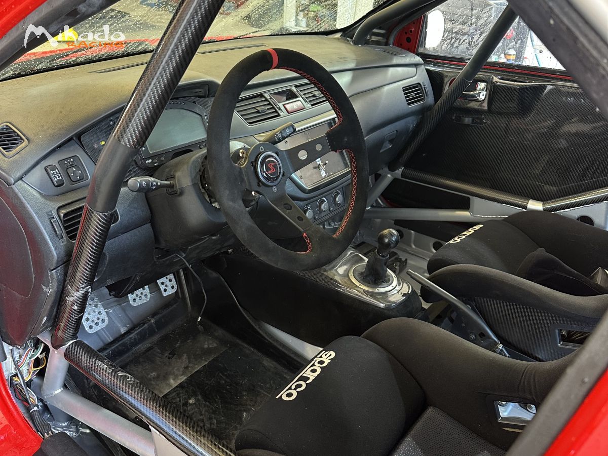 Lancer evo 9 rs – photo 4 sur 5