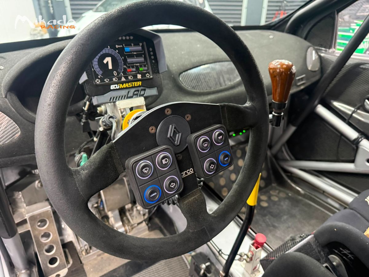 RENAULT CLIO III F2000 – 292,9 CH – BOÎTE SÉQUENTIELLE SADEV – photo 9 sur 10