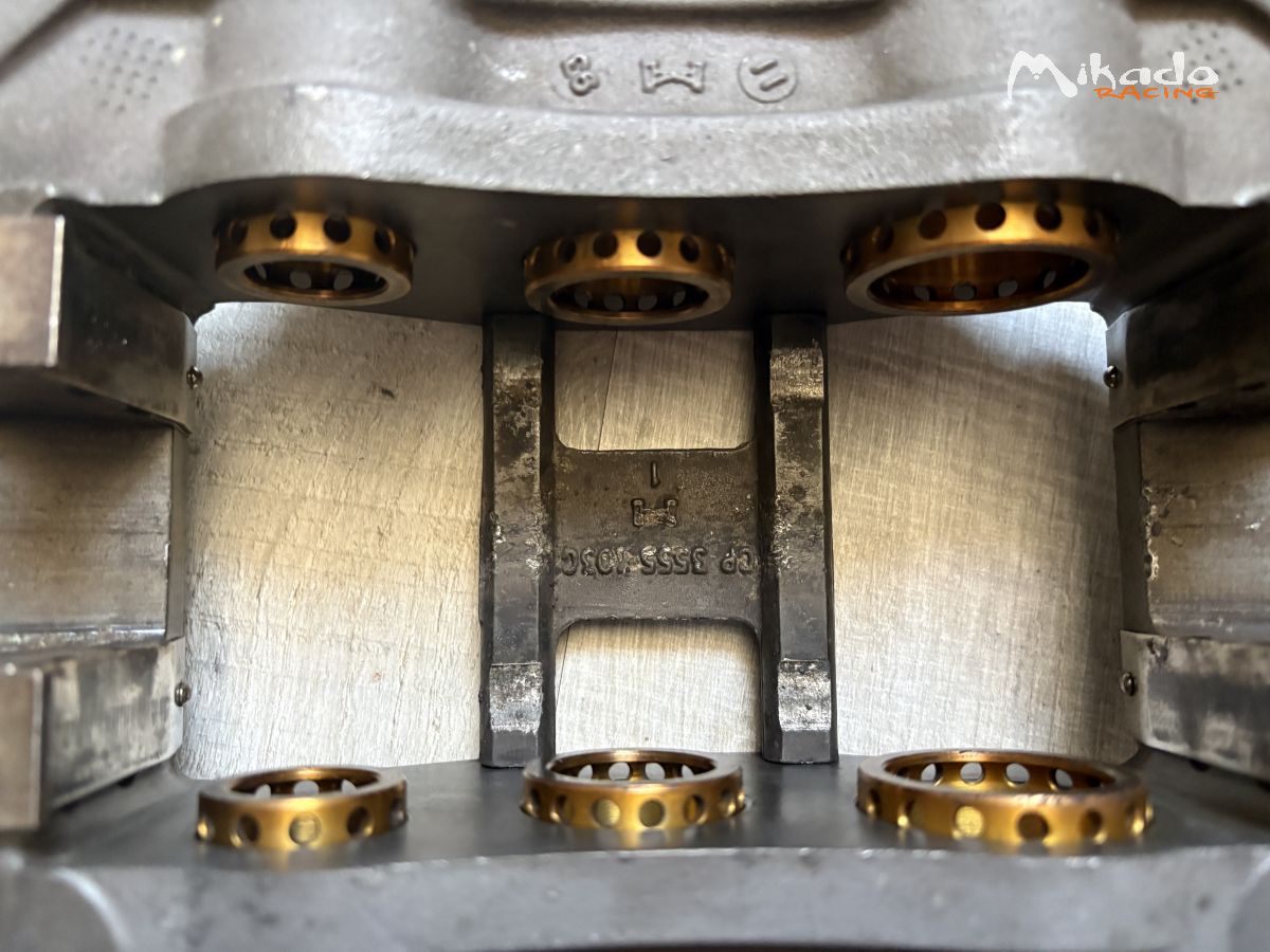FREINS AP RACING FORD MOTORSPORT 6 PISTONS 356MM FORD COSWORTH ESCORT SIERRA – photo 6 sur 6