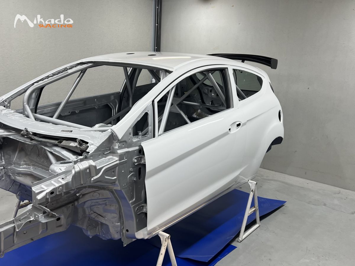 Fiesta r200 voiture neuf! – photo 2 sur 6