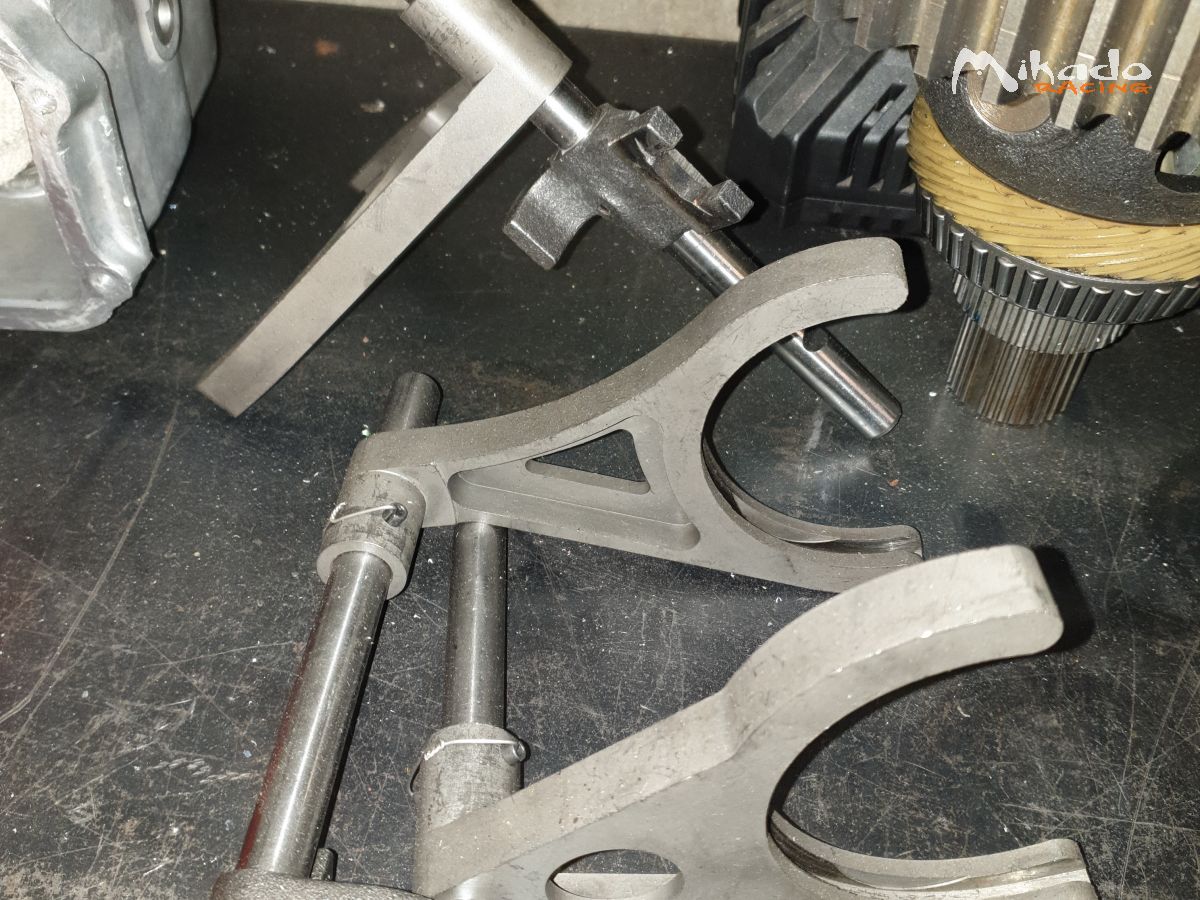 Mitsu lancer évo 7-8-9 boite crabots – photo 3 sur 5
