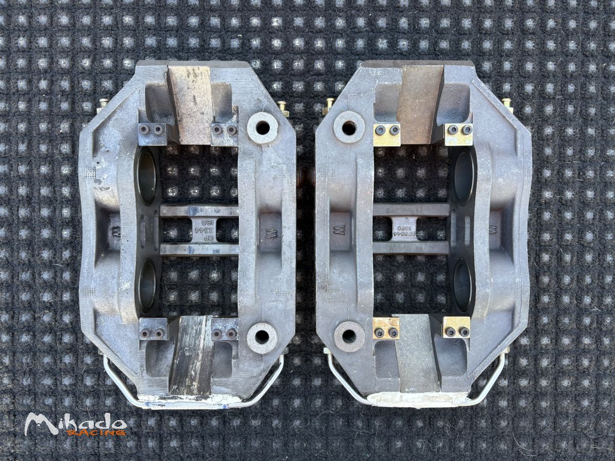 2 ETRIERS AP RACING 4 PISTONS GRA VHC – photo 4 sur 4