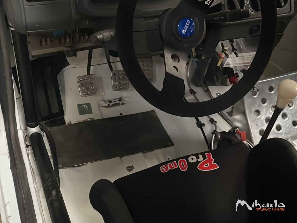 205 RALLYE GROUPE A - A VENDRE RAPIDEMENT – photo 3 sur 5