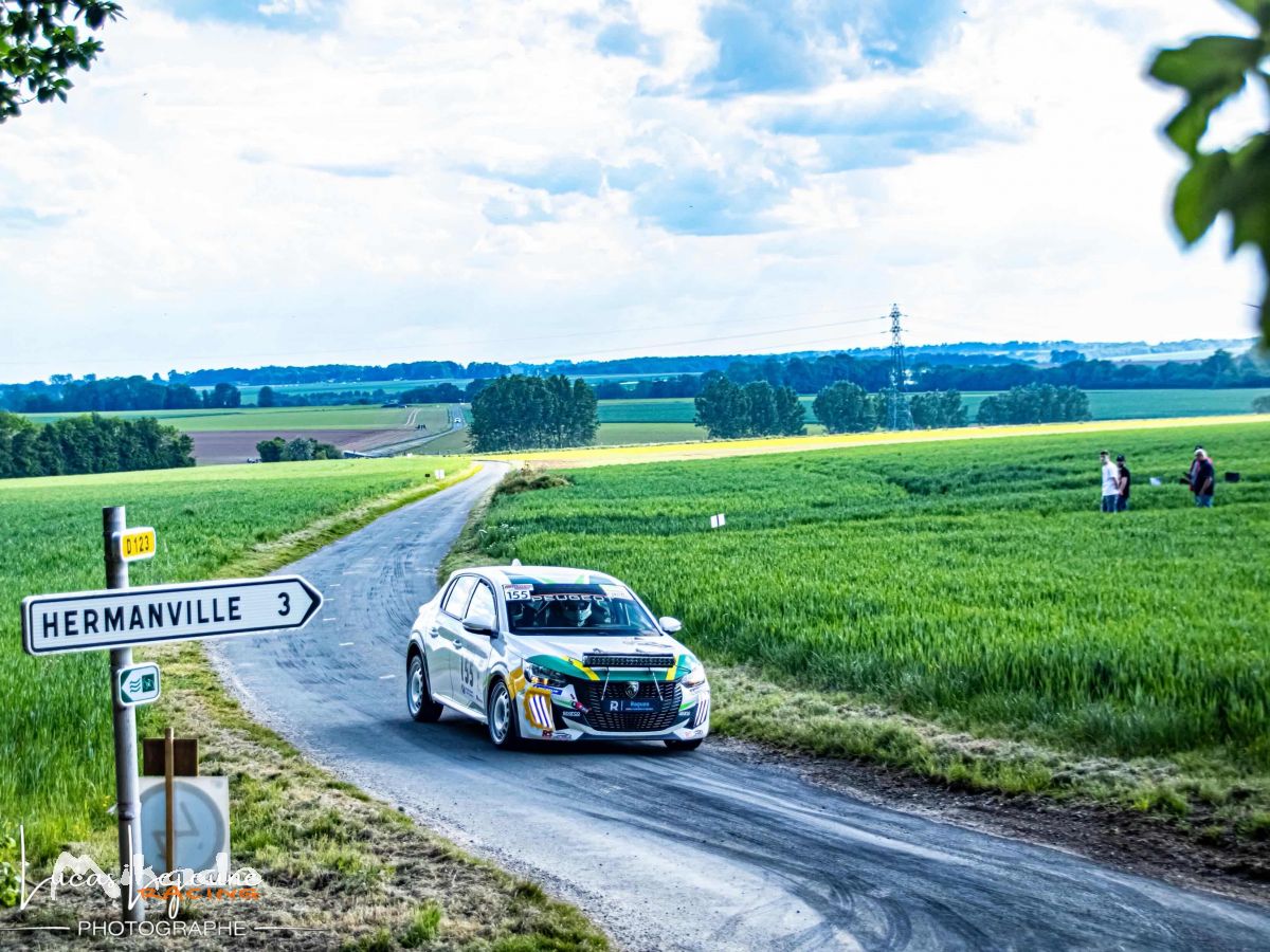 COPILOTE DISPONIBLE RALLYE – photo 1 sur 6