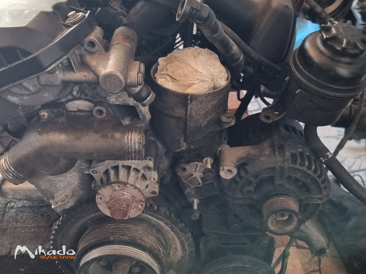 Moteur bmw M52B28 pour E30 – photo 2 sur 3